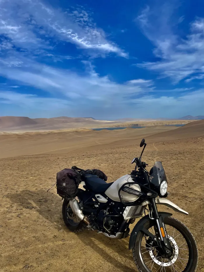 Himalayan on the Peruvian coastal road